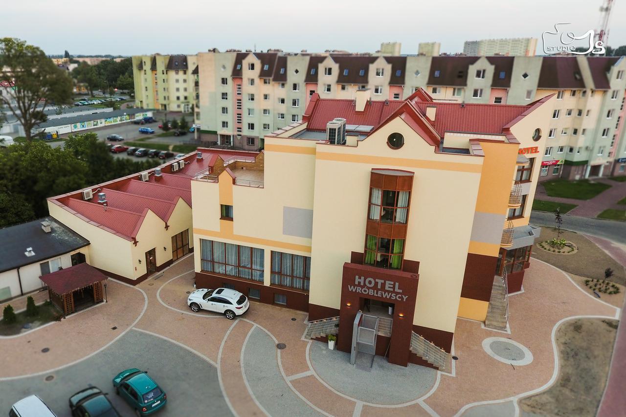 Hotel Wróblewscy Sieradz Exterior foto